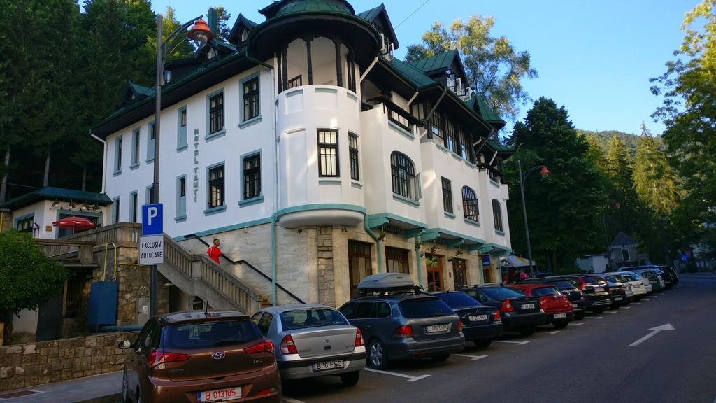 Hotel Tantzi Sinaia Zewnętrze zdjęcie