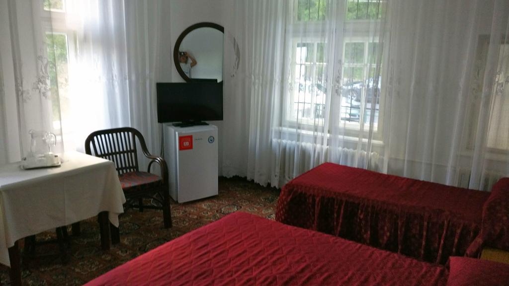 Hotel Tantzi Sinaia Zewnętrze zdjęcie