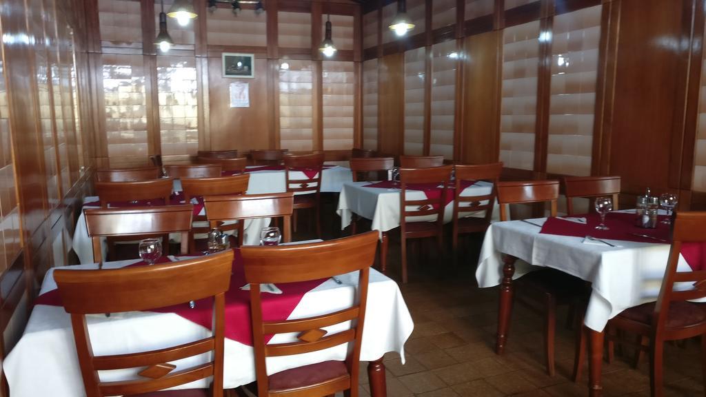 Hotel Tantzi Sinaia Zewnętrze zdjęcie